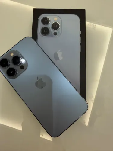 Vendo IPhone 13 Pro em perfeito estado.