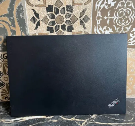 Lenovo Thinkpad T490 i5