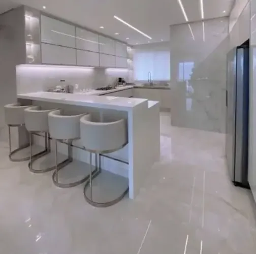 Piso porcelanato retificado - 1,00m x 1,00m