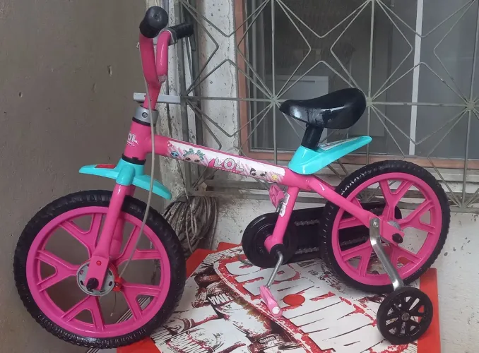 Vendo bicicleta aro 14 bandeirantes!