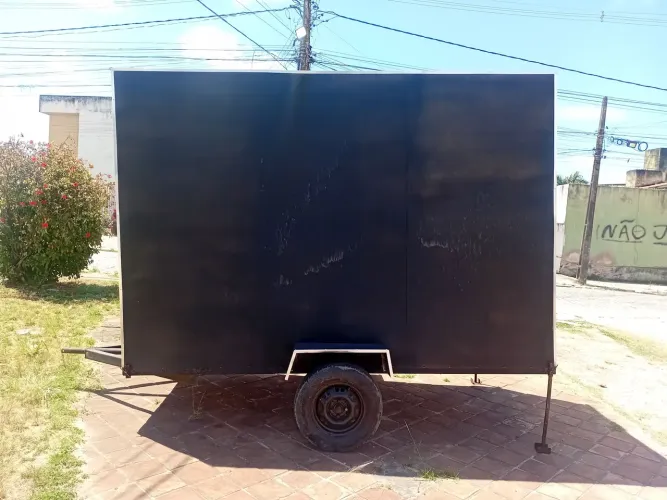 * >Trailer modelo food truck. Novo zerado nunca usado.