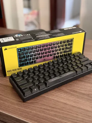 Teclado Corsair K65 RGB Mini 60% Cherry MX Speed Black CH-9194014-NA
