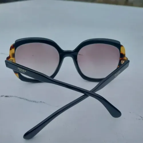 Oculos Pradaa