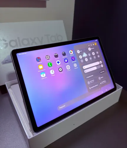 Tablet Galaxy Tab S10 FE (Menos de 1 Ano de Uso)