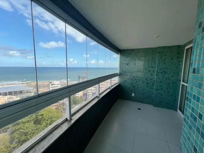 Residencial Jardim de Alah 90m², 2 Quartos, Varanda Vista Mar, Armários e 2 Vagas.