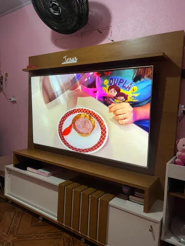 Aparador e Painel HOME