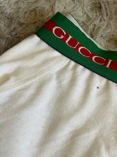 Cueca Branca - Chama no WhatsApp