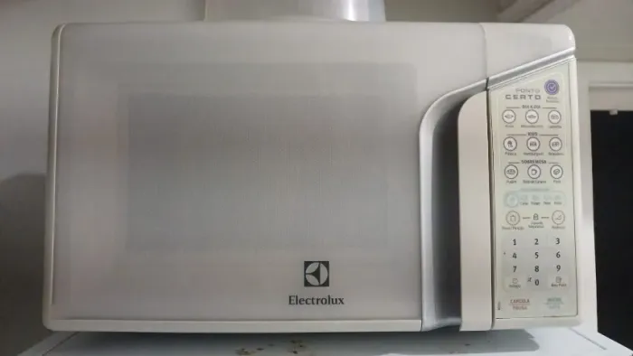 Micro-ondas Electrolux 31L MEP41 - Perfeito Funcionamento