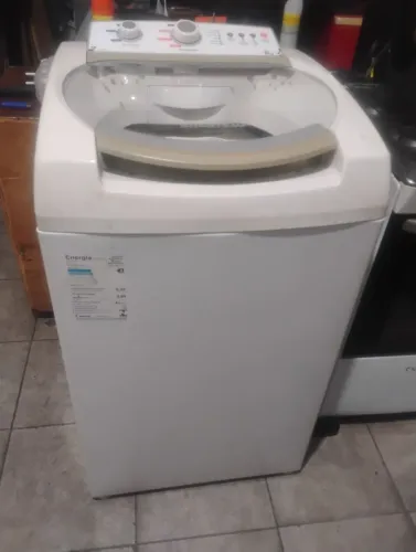Vendo máquina de lavar Brastemp 8 kilos 