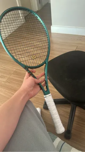 Raquete Wilson Blade V9