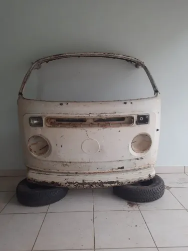 Frente da Kombi clipper ano 81