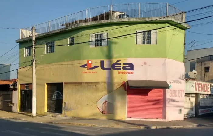 Sobrado para Venda ou Locação em Poá-SP - Bairro Calmon Viana - 2 Quartos, 1 Sala, 1 Banhe