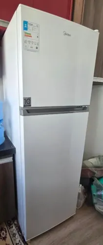 Geladeia mideia defrost Duplex . 1 mes de uso
