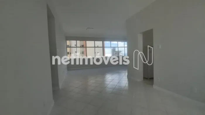 Apartamento de 156m²; com Vista para a Baía de Todos os Santos `a venda!