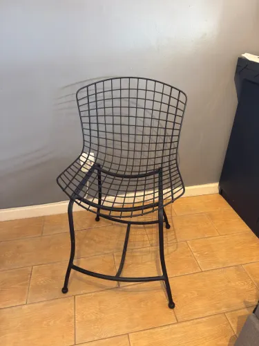 Cadeira Bertoia tok&stok