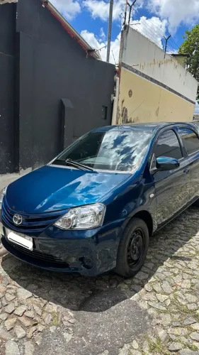 Toyota Etios X 1.3 Flex 16V 5P Mec. 2015