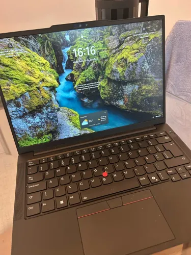 ThinkPad E14 Gen 7 AMD Ryzen 5 16GB RAM 256GB SSD - Praticamente Novo (2 Meses)