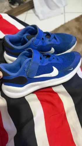 Tênis Nike infantil revolution 7