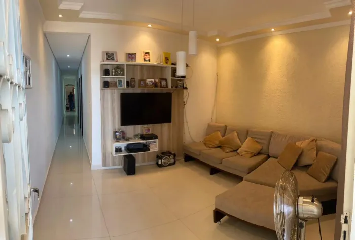 Casa em Rua Vinhático - Girassol - Ribeirão das Neves/MG