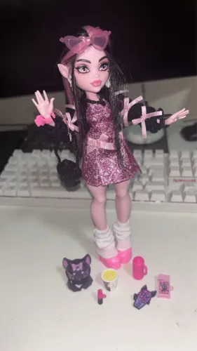 Draculaura