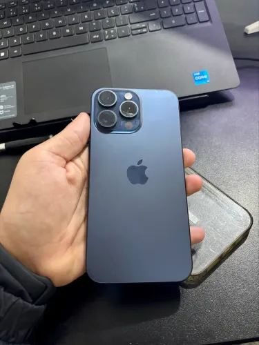 iPhone 15 Pro Max 256GB Azul Apple Semi Novo