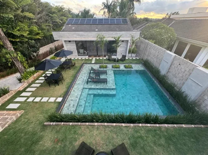 Casa com 4 Suites à Venda R$ 4.239.000 Condomínio Tereza Cristina- Jardim Tereza REF: CA27