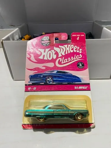 HotWheels Classics Series 4 #10 64 Impala Azul