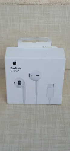 Fone de Ouvido iPhone com Fio - Entrada Tipo C Apple