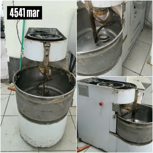 Masseira Gastromaq espiral de 40 kg trifásica 220 volts sem tampa