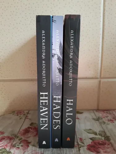Box "Halo", de Alexandra Adornetto