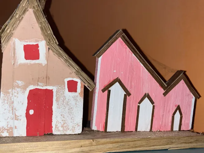 Casinha para decoração em madeira