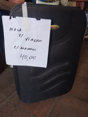 Mala de viagem, 2 unidades, preta 40,00 reais, marrom 50,00