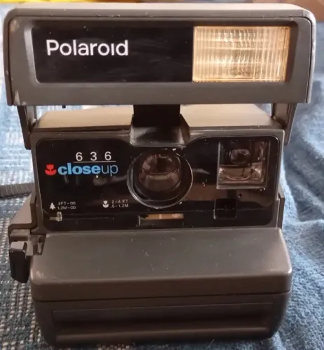 Câmera Polaroid 636 Closeup Anos 90 ( No Estado )