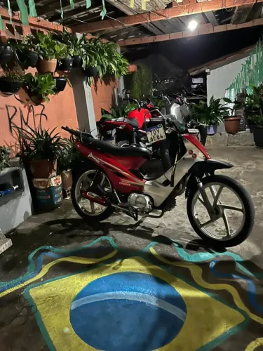 Shineray phoenix gold pra vender tudo em perfeito estado só pega e anda