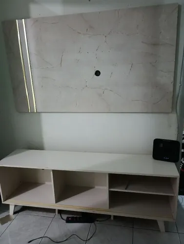 1RACK +1 PAINEL PARA TELEVISÃO