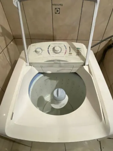 Máquina de lavar Electrolux 12 kilos 