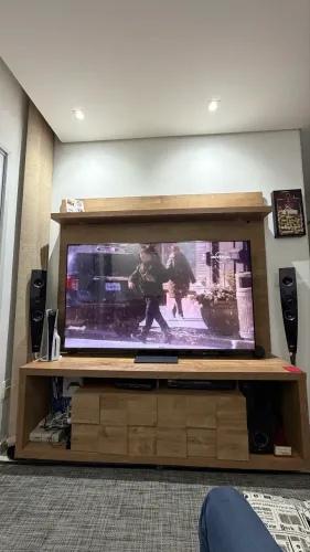 Rack + Painel premium para TV até 65? | Ótimo Estado?