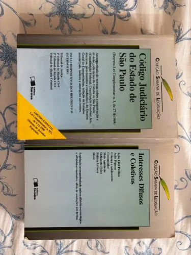 Livros Jurídicos Saraiva - Código Judiciário SP e Interesses Difusos e Coletivos
