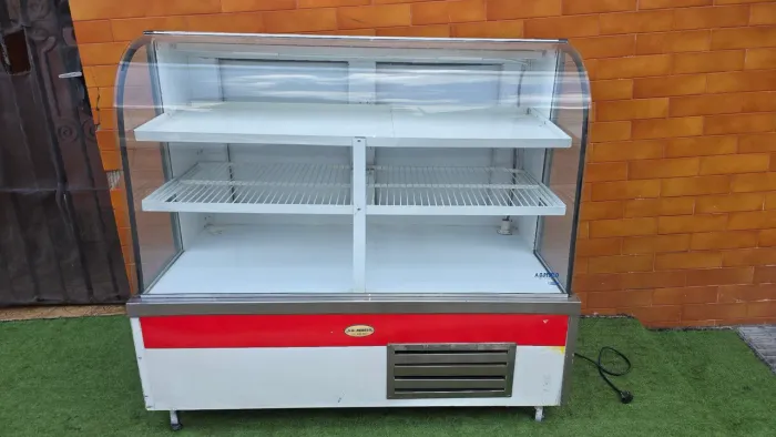 Vitrine balcao refrigerado Ag Rebelo