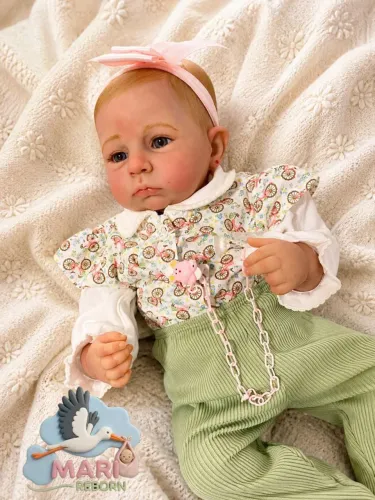 Bebe reborn menina