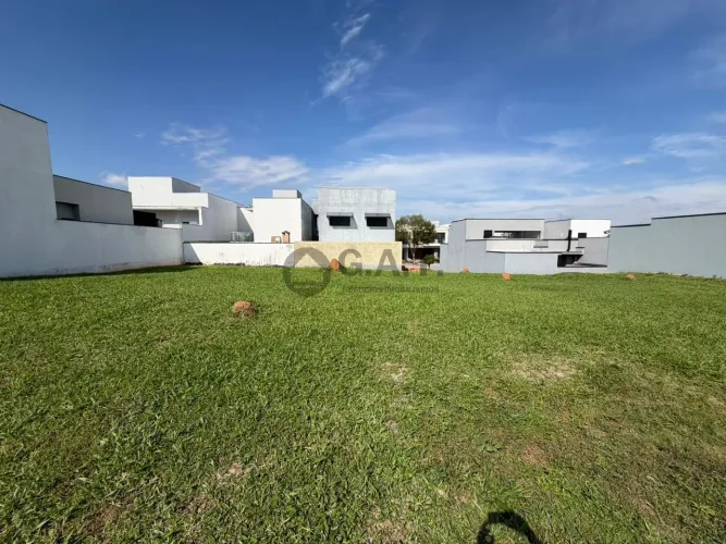 Terreno em Condomínio à Venda em Sorocaba-SP, Bairro Condomínio Terras de São Francisco -
