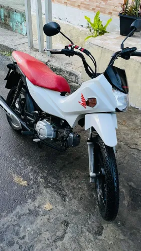 VENDO POP 110i , PRONTA PRA TRANSFERIR, ÚNICO DONO, JÁ LICENCIADA 2026