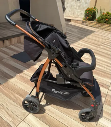 Carrinho de bebê burigotto ecco