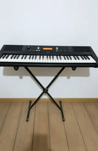 Teclado Yamaha E363