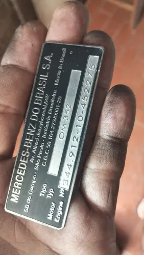Plaqueta Mercedes