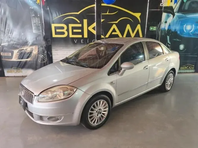 Fiat Linea Absolute 1.9/1.8 Flex Dualogic 4P 2010