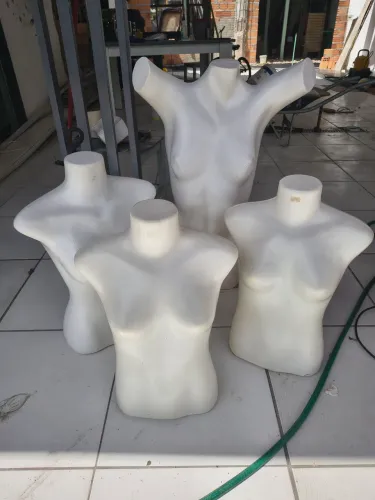 Vendo manequins p sua loja 