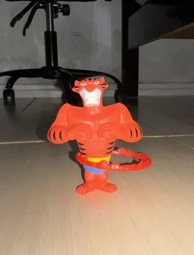 boneco do tigre de madagascar (Vitaly McDonald's de 2012)