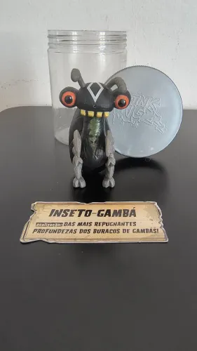 Boneco colecionável Stink Bugzz