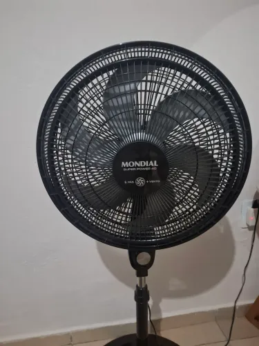 Ventilador Coluna 40cm Super Power Mondial Preto/Prata 140W VSP-40C-B